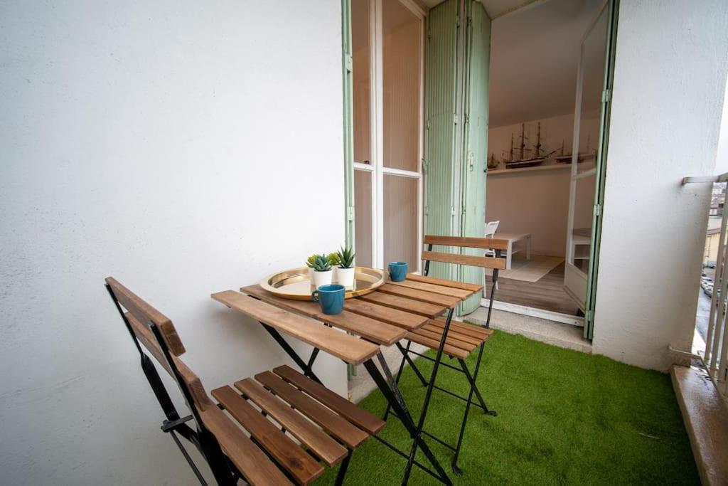 Fully Equipped Apartment Balcony Sleeps 7 Wifi Marsella Exterior foto